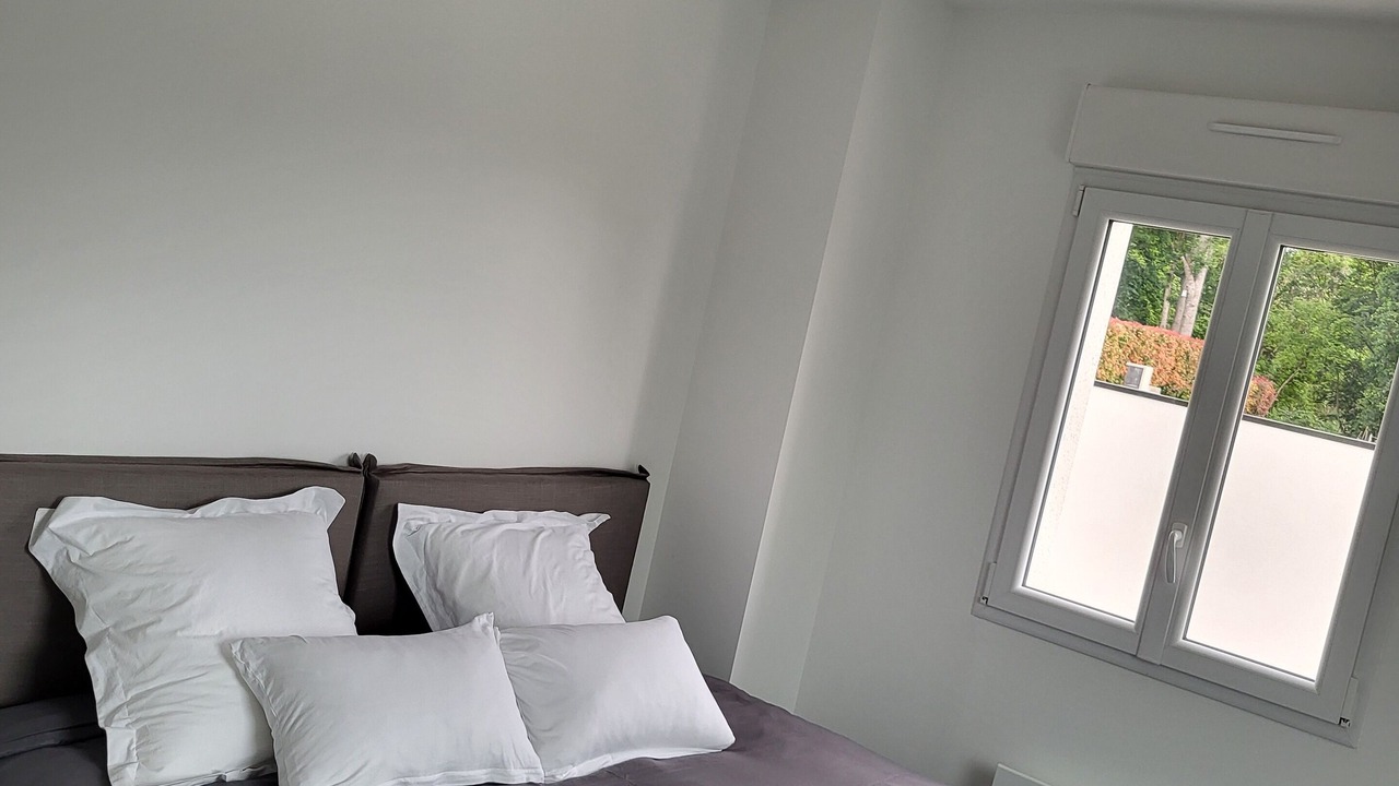 Photo of Bedroom in Lantheuil