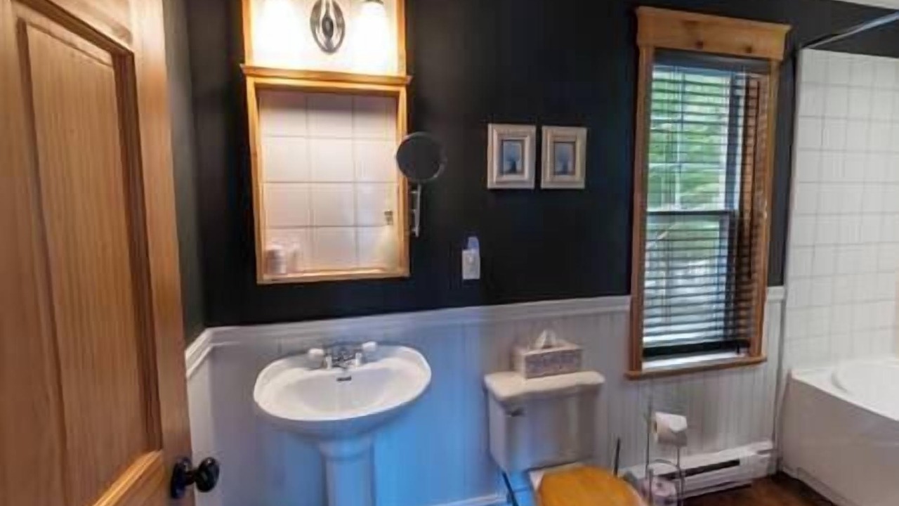 Photo of Bathroom in Saint Aime Des Lacs