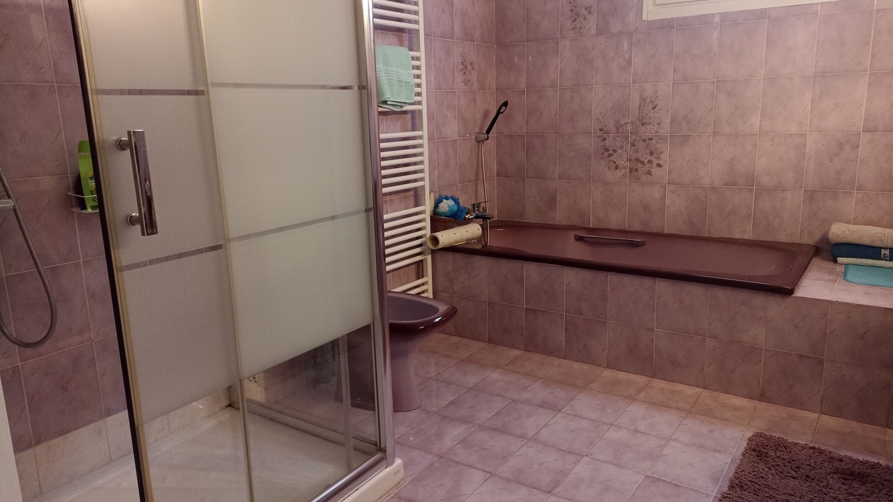Photo of Bathroom in Raissac-d'Aude