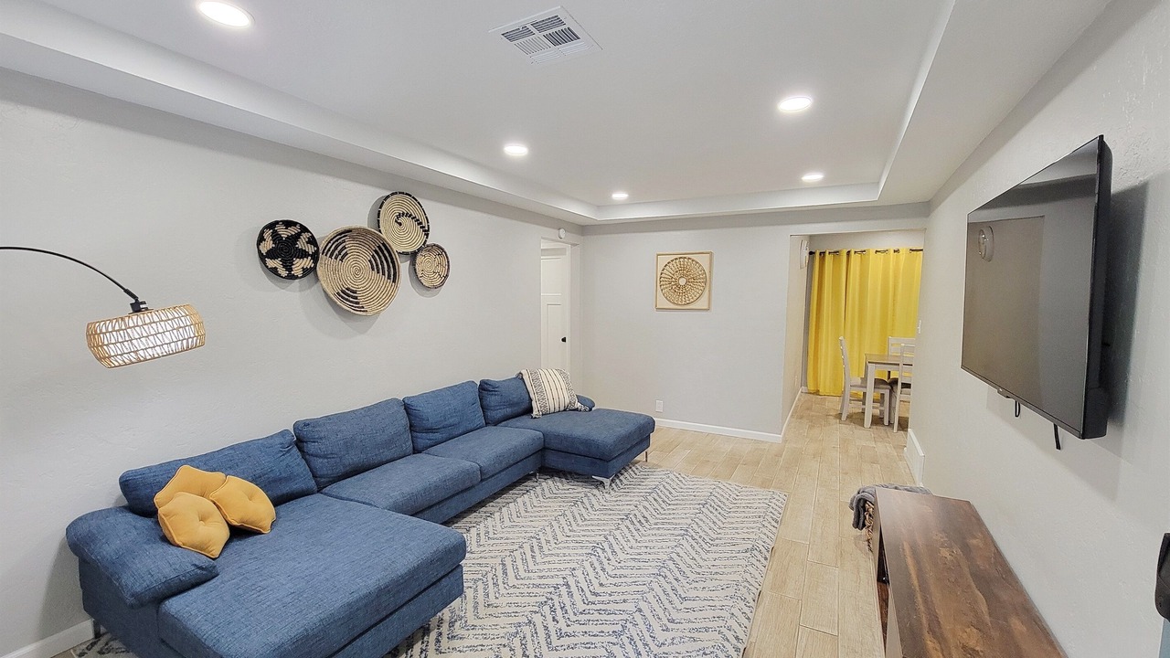 Photo of Livingroom in Moore