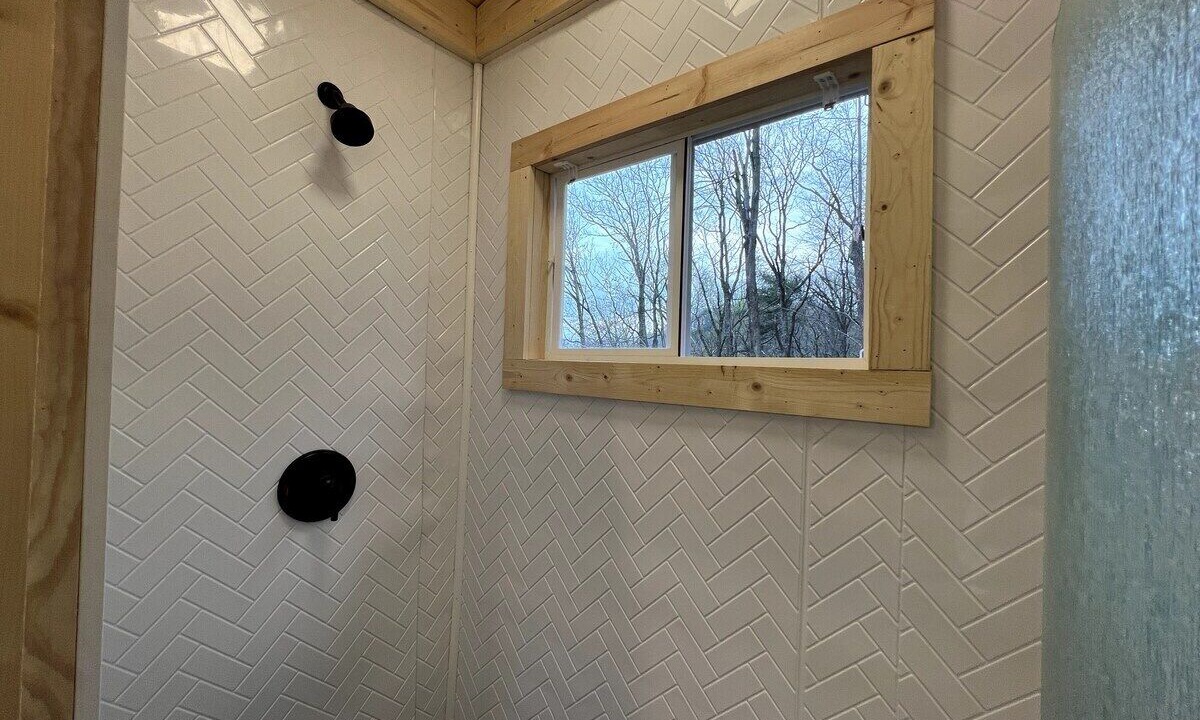 Photo of Bathroom in Apple Ridge