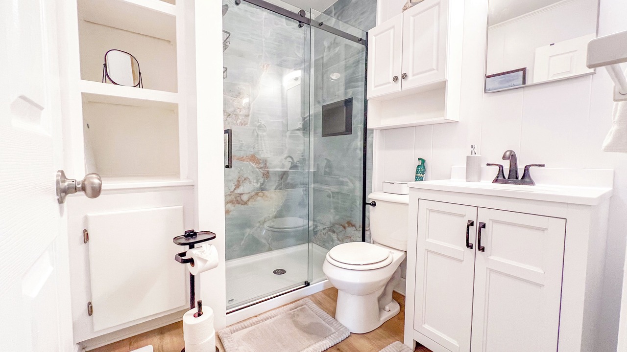 Photo of Bathroom in Cedar Point