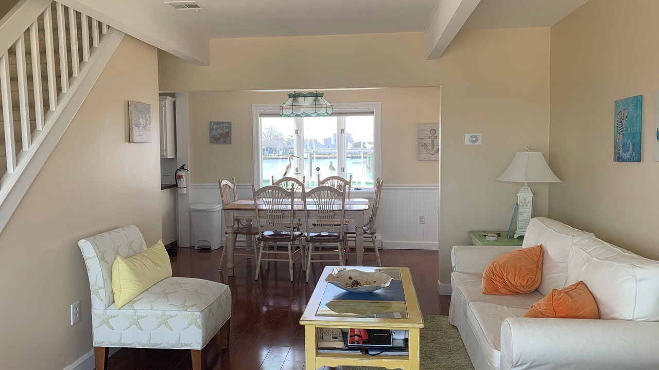 Photo of Livingroom in Waretown