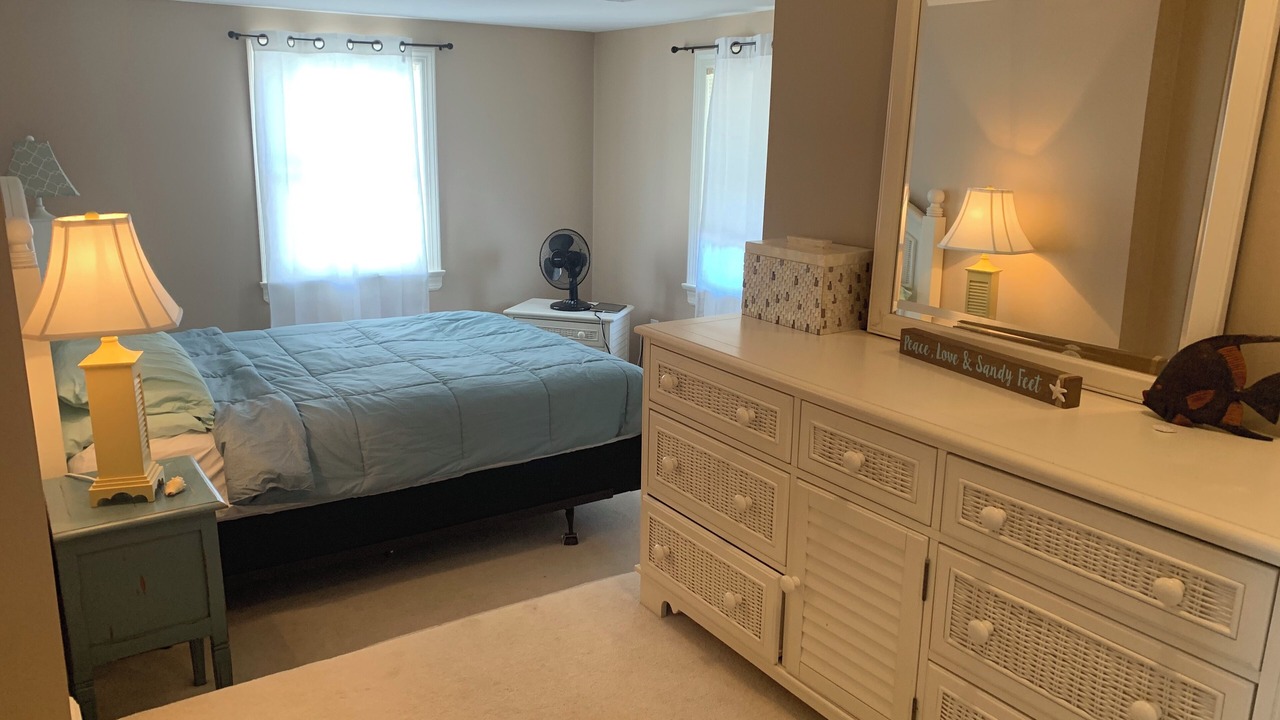 Photo of Bedroom in Waretown