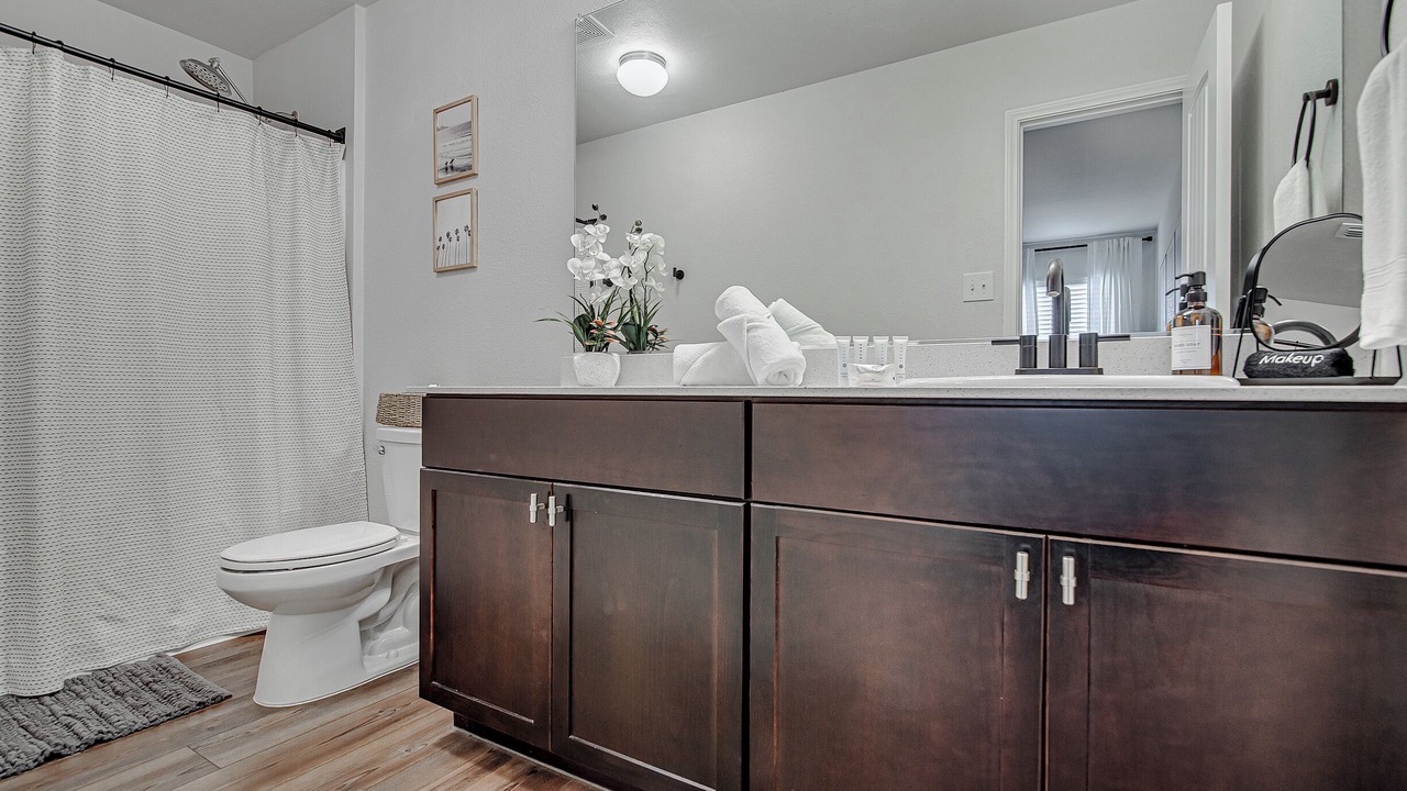 Photo of Bathroom in Haslet