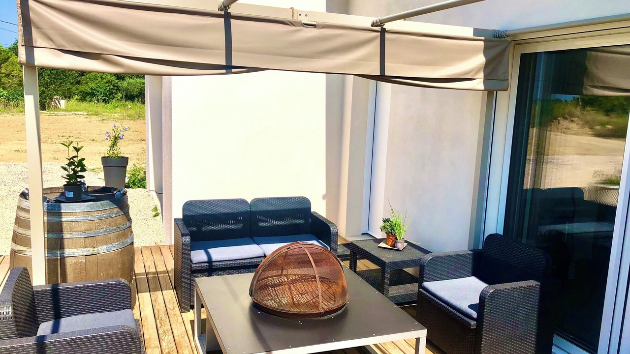 Photo of Patio Balcony in Allegre Les Fumades