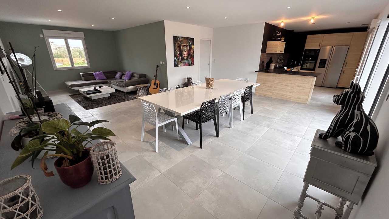 Photo of Livingroom in Allegre Les Fumades