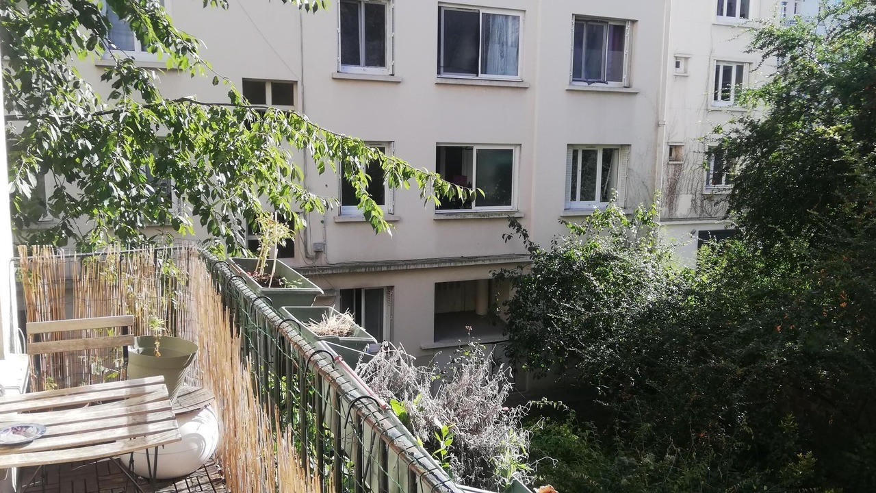 Photo of Outdoor in Republique–Point-du-Jour