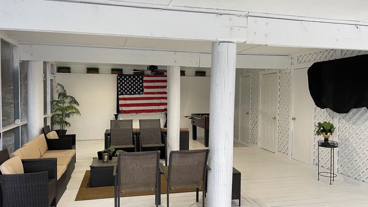 Photo of Others in West End