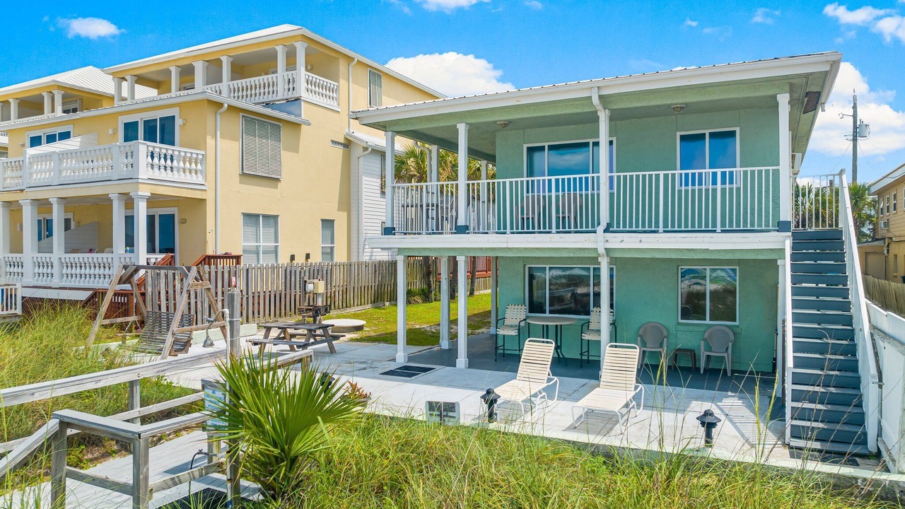 Photo of Patio Balcony in Silver Sands Beach