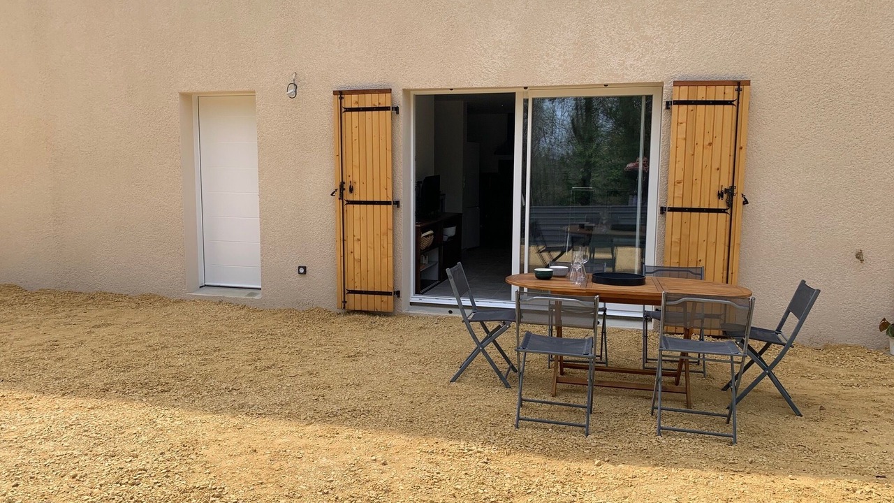 Photo of Outdoor in Saint-Julien-de-Peyrolas