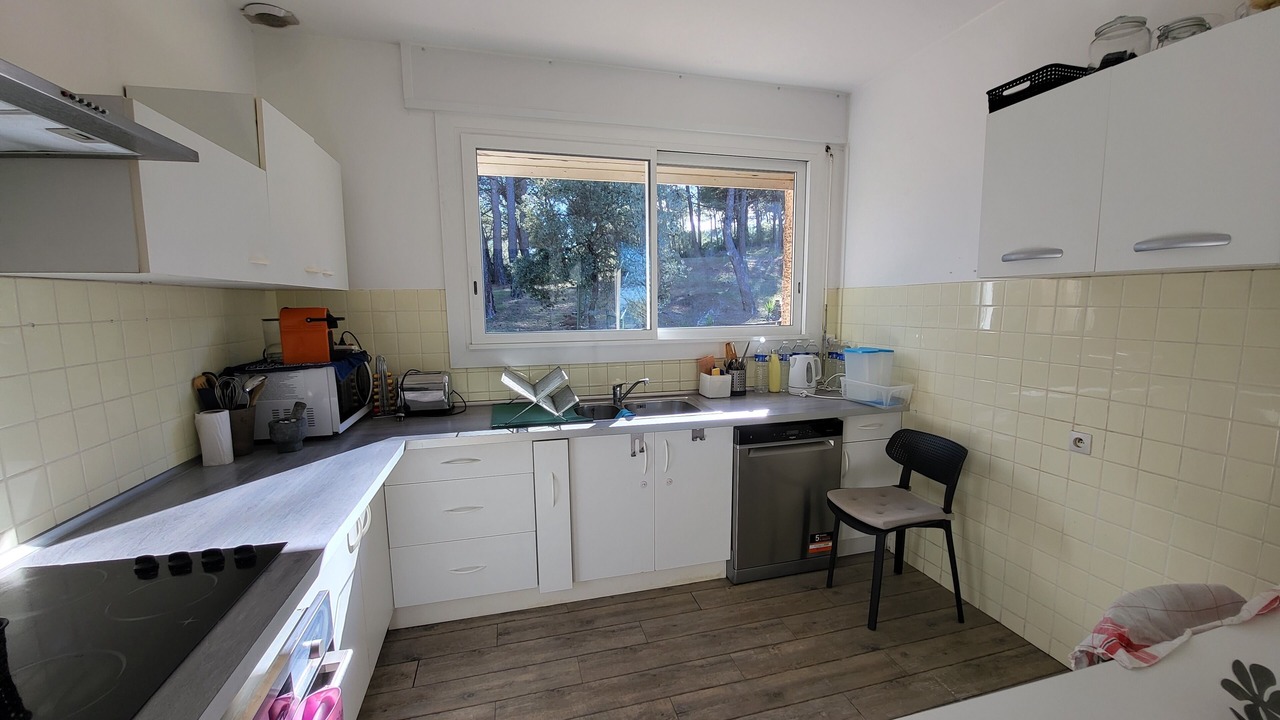 Photo of Kitchen in Bouc-Bel-Air