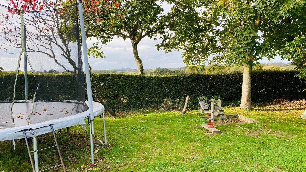 Photo of Outdoor in Trevron
