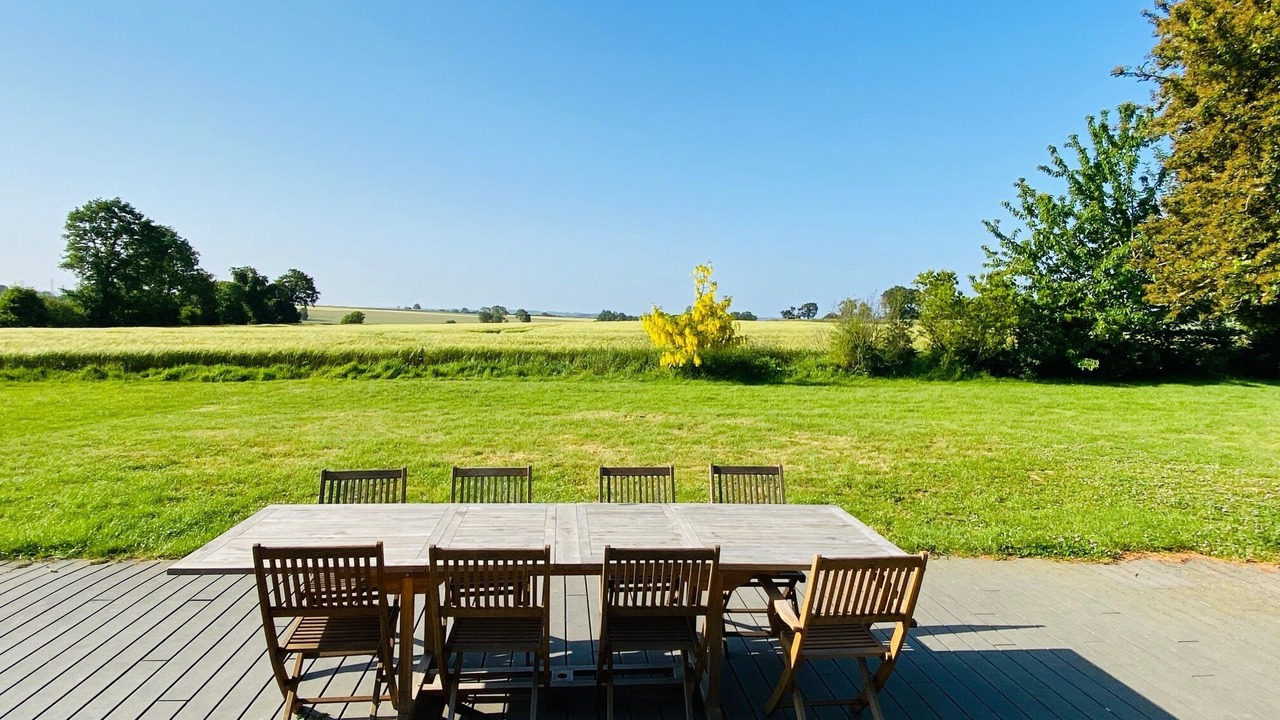 Photo of Outdoor in Trevron