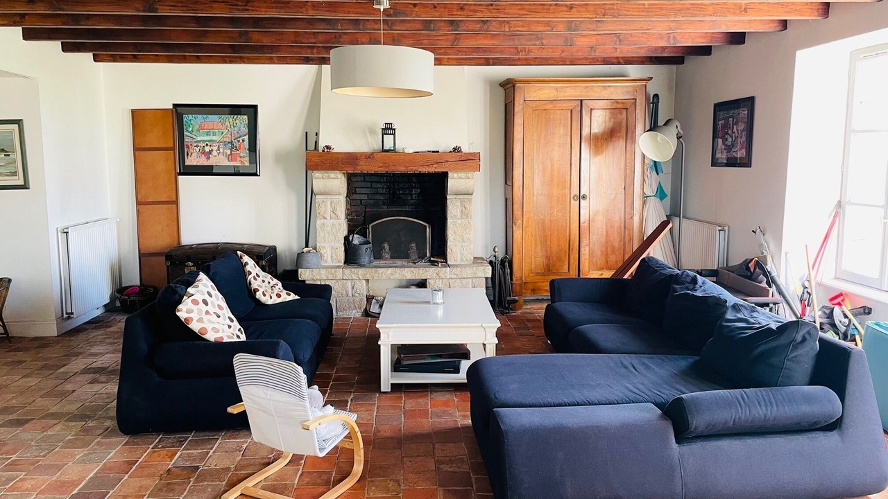Photo of Livingroom in Trevron