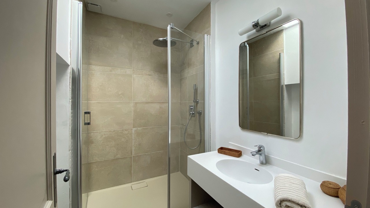 Photo of Bathroom in Fox-Amphoux