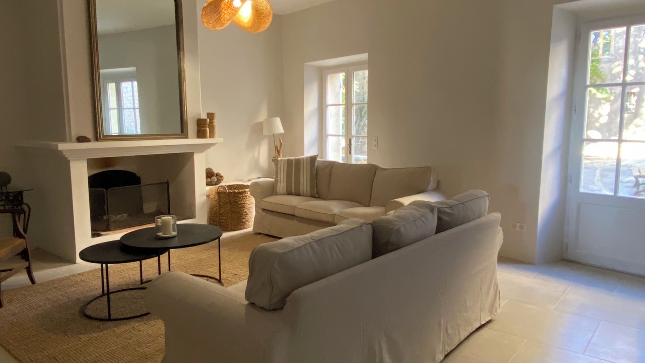 Photo of Livingroom in Fox-Amphoux