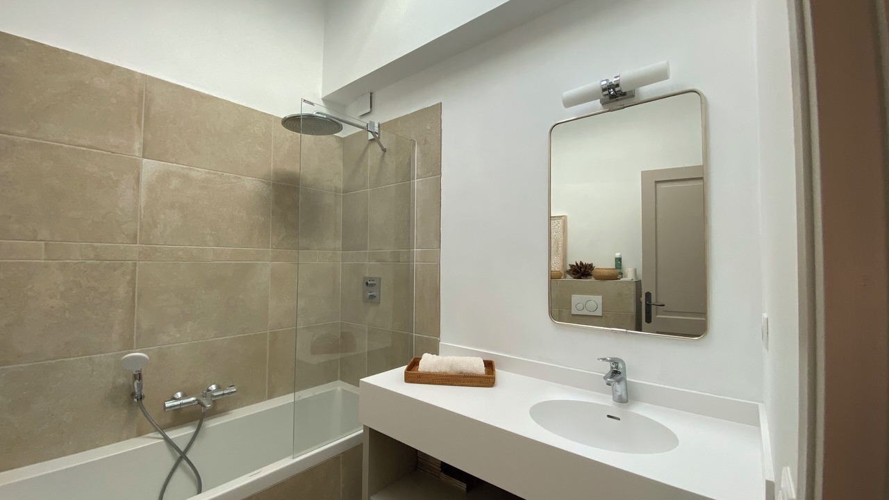 Photo of Bathroom in Fox-Amphoux