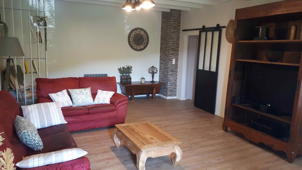 Photo of Livingroom in Saint-Maurice-d'Ibie