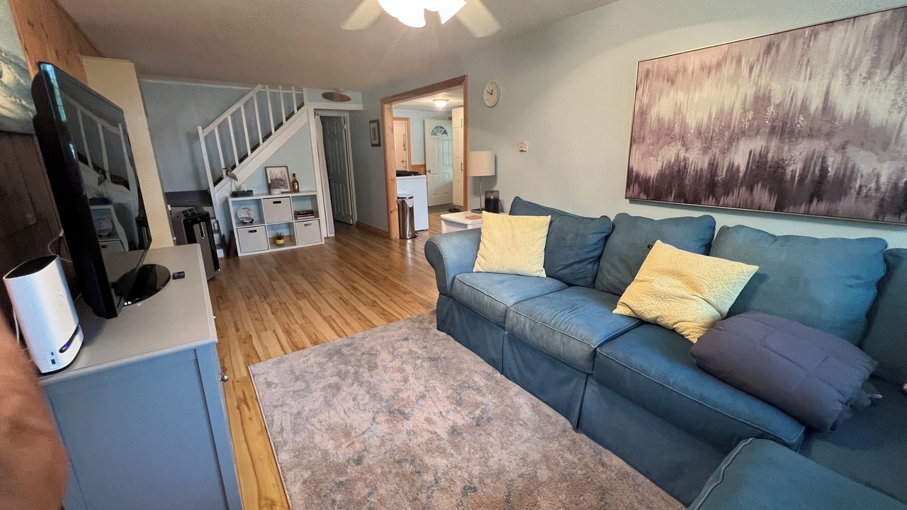 Photo of Livingroom in Sherkston