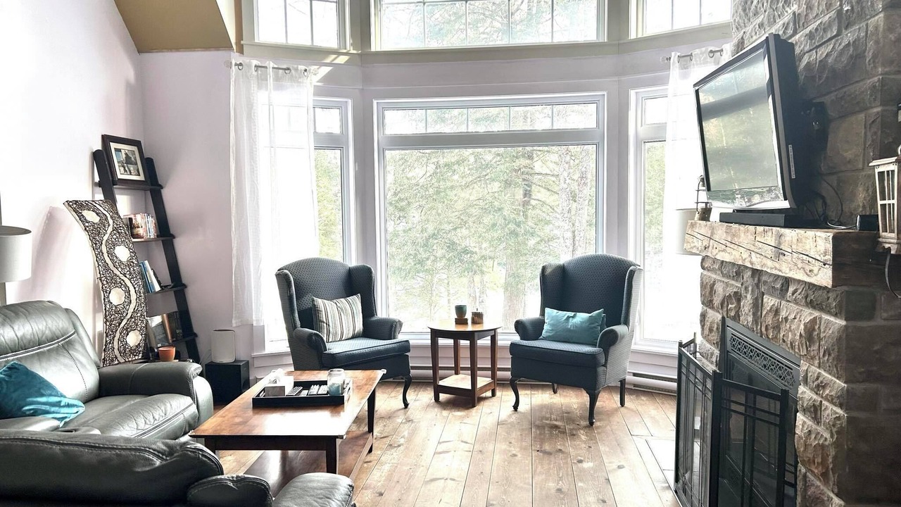 Photo of Livingroom in Georgeville