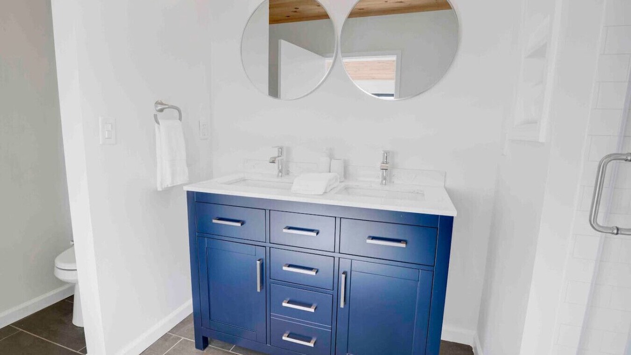 Photo of Bathroom in Little Valley
