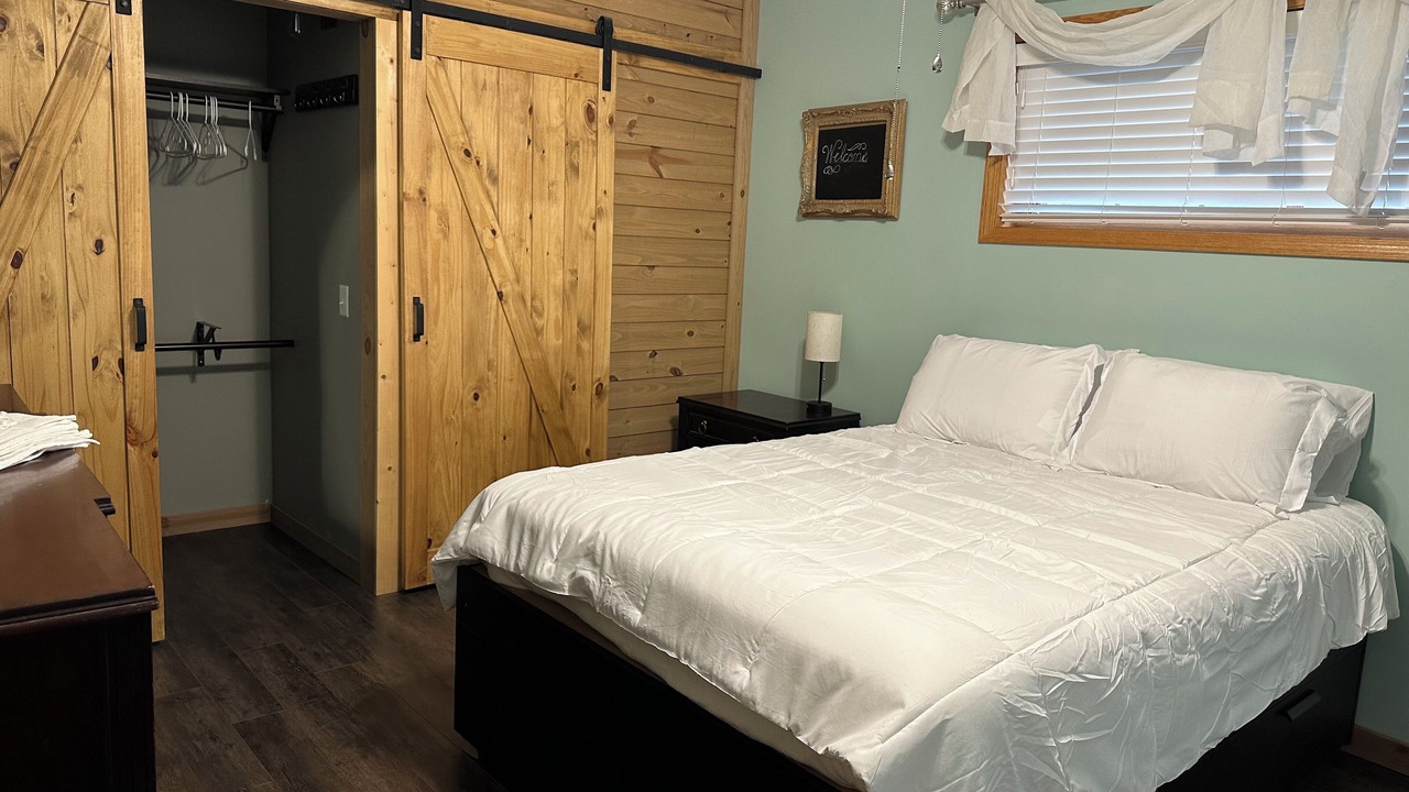 Photo of Bedroom in Branch