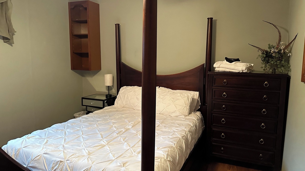 Photo of Bedroom in Branch