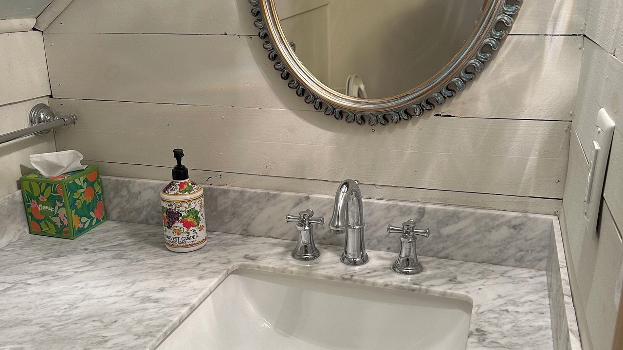 Photo of Bathroom in Branch