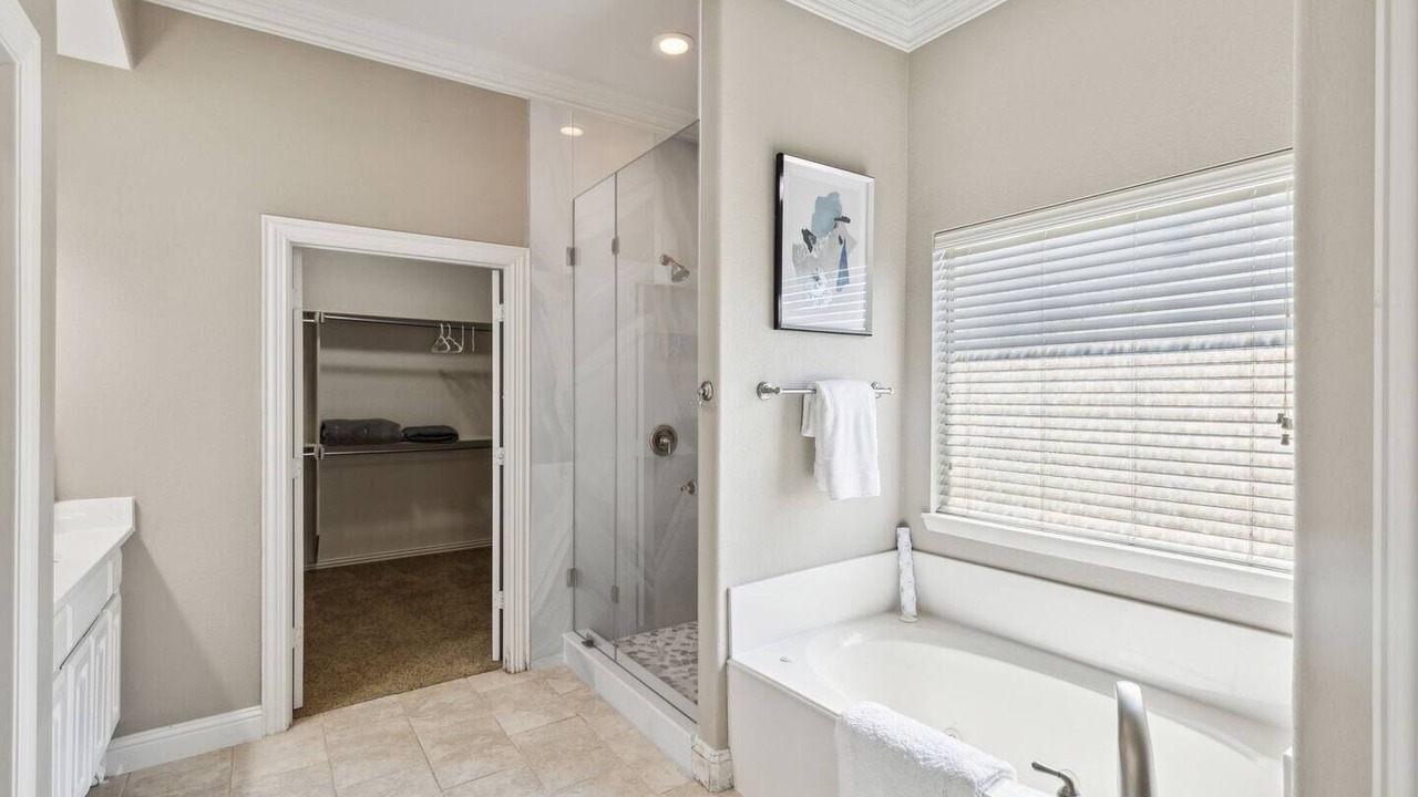 Photo of Bathroom in Southwest Carrollton