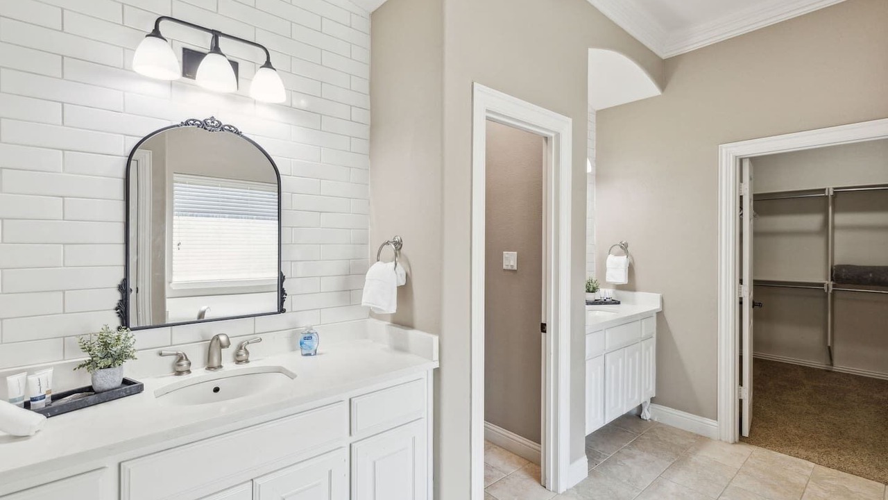 Photo of Bathroom in Southwest Carrollton
