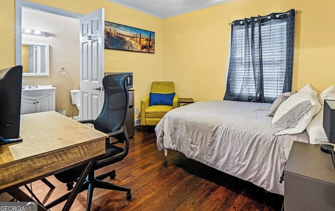 Photo of Bedroom in Collier Heights