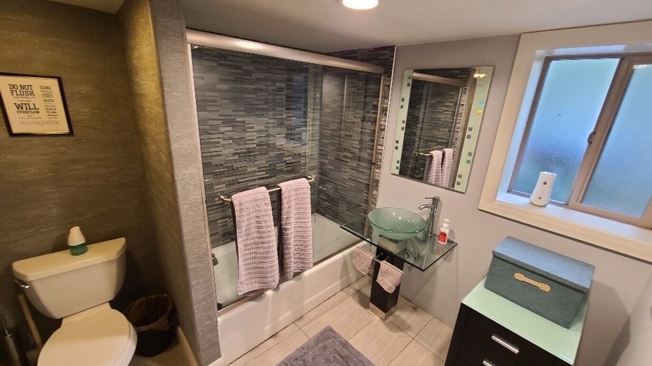 Photo of Bathroom in Adams Hill