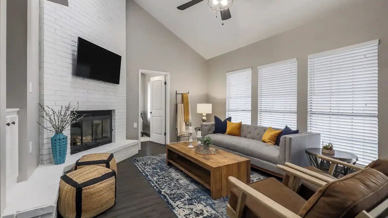 Photo of Livingroom in Round Rock
