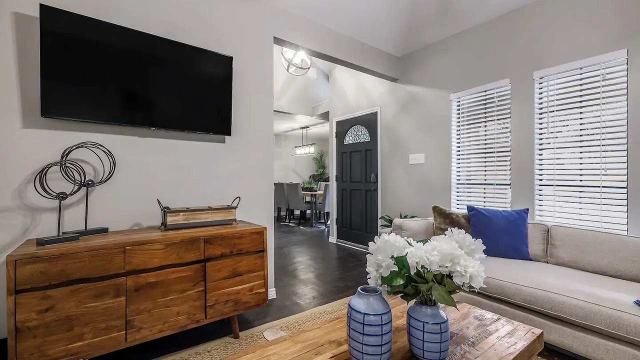 Photo of Livingroom in Round Rock