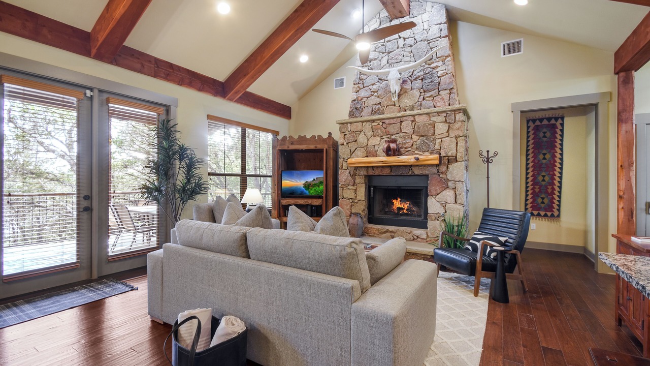 Photo of Livingroom in Leander