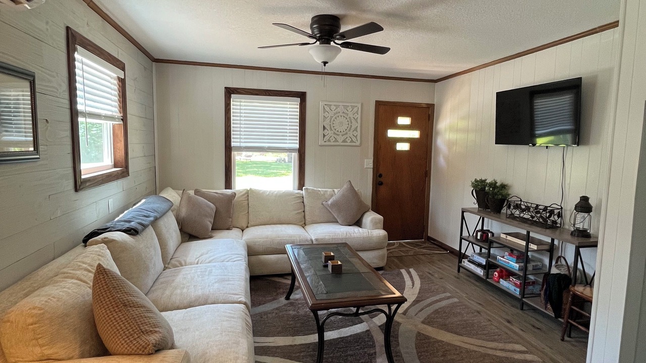 Photo of Livingroom in Bryson City