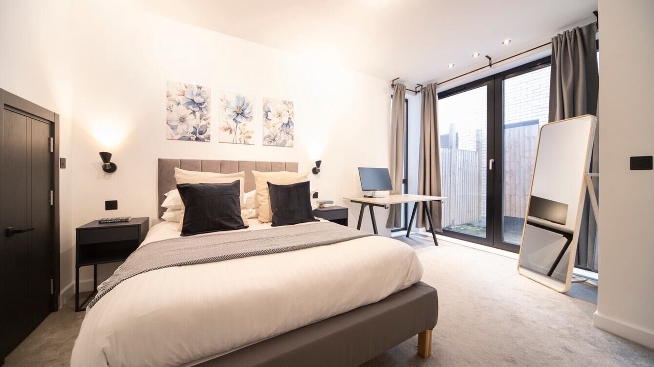 Photo of Others in Kentish Town