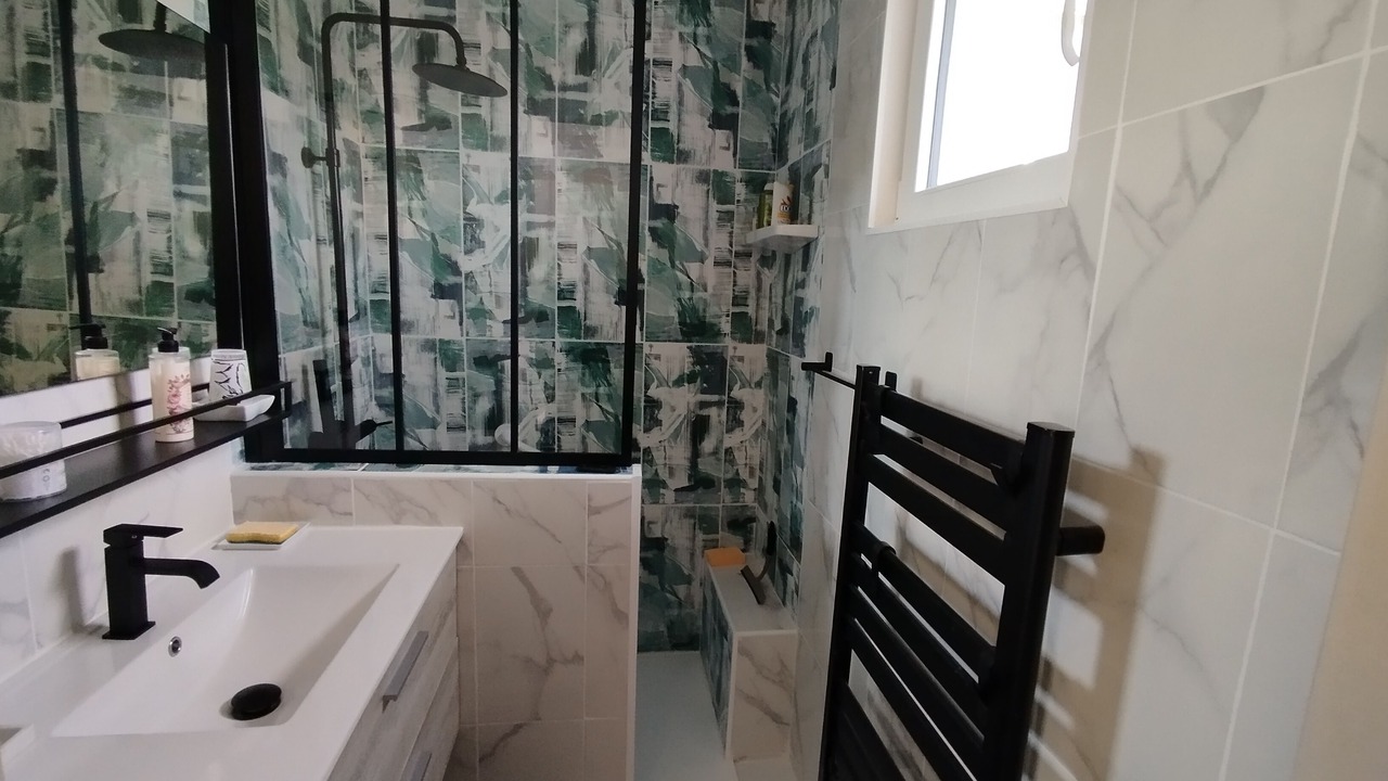 Photo of Bathroom in Creully