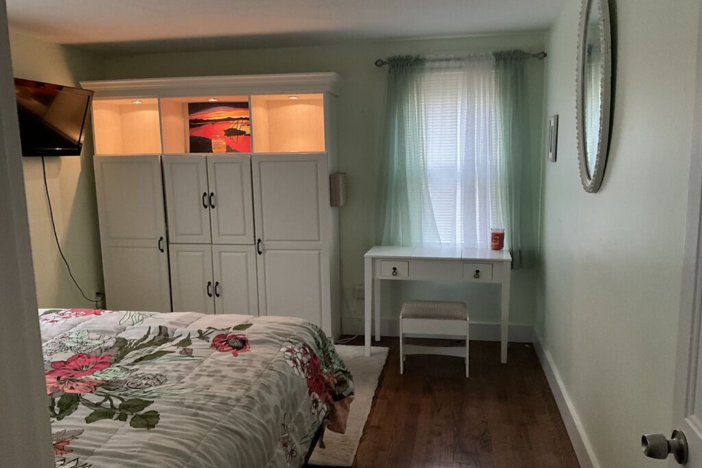 Photo of Bedroom in Forestdale