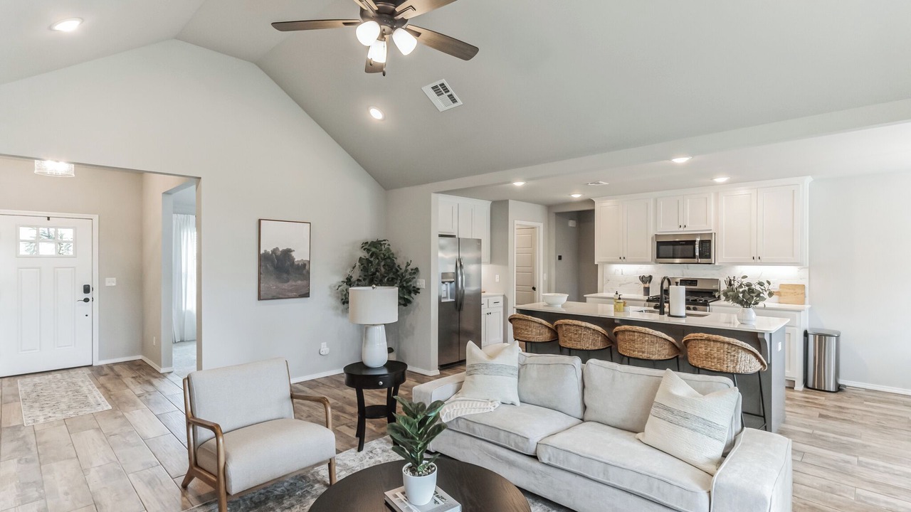 Photo of Livingroom in Owasso