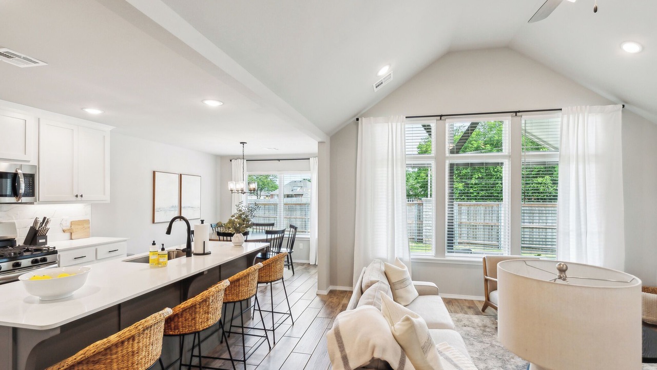 Photo of Livingroom in Owasso