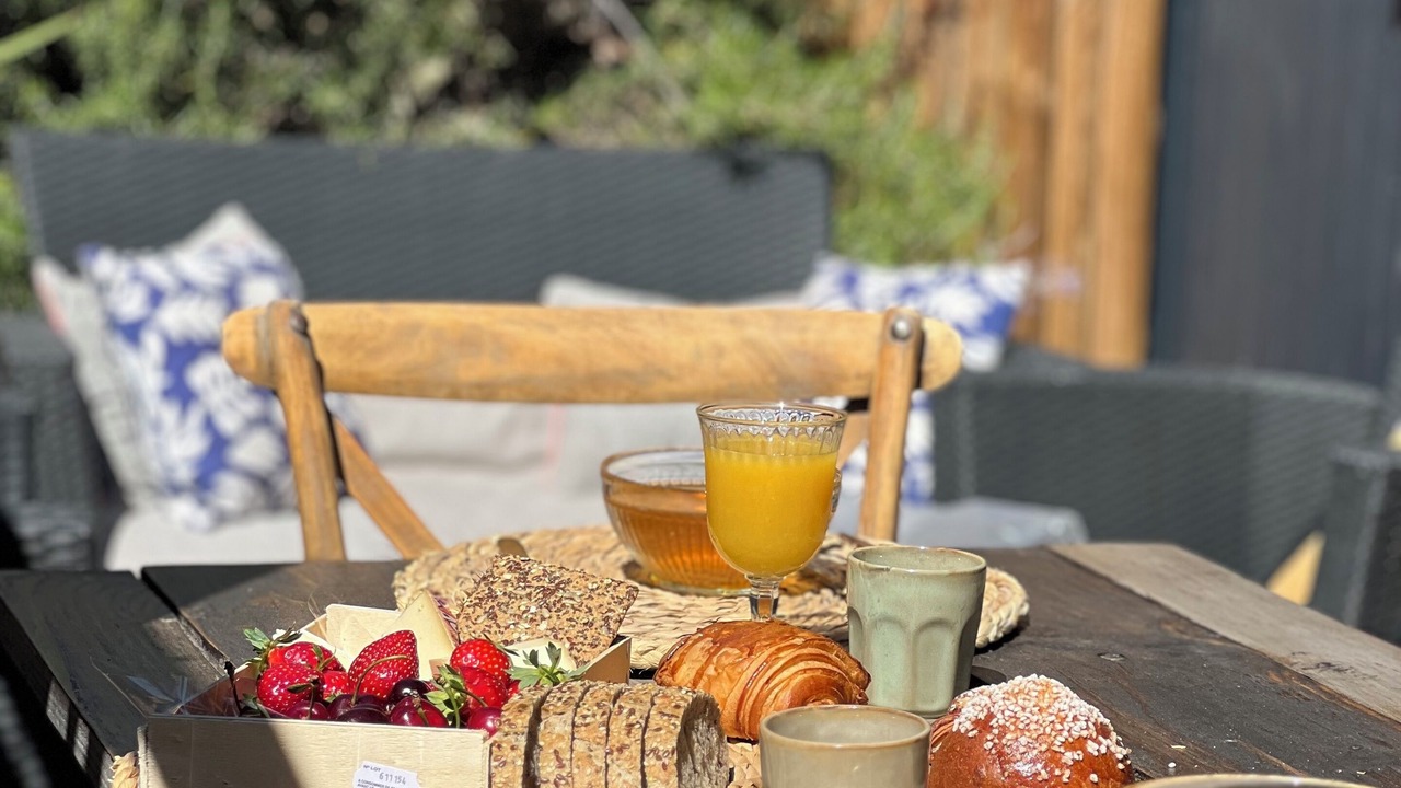 Photo of Outdoor in Molleges