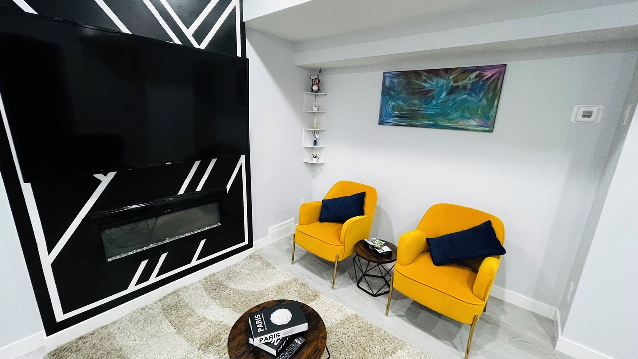 Photo of Livingroom in Southeast Calgary