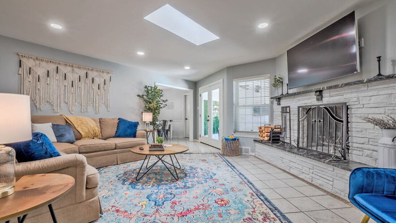 Photo of Livingroom in Northeast Dallas