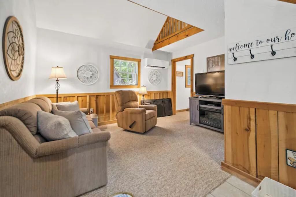Photo of Livingroom in Terry