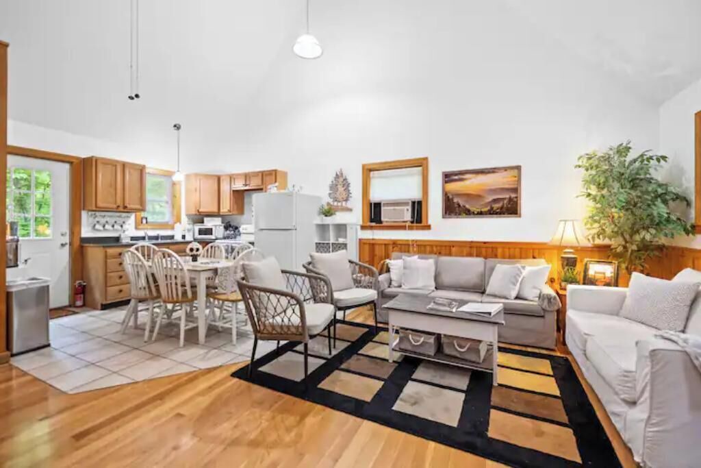 Photo of Livingroom in Terry