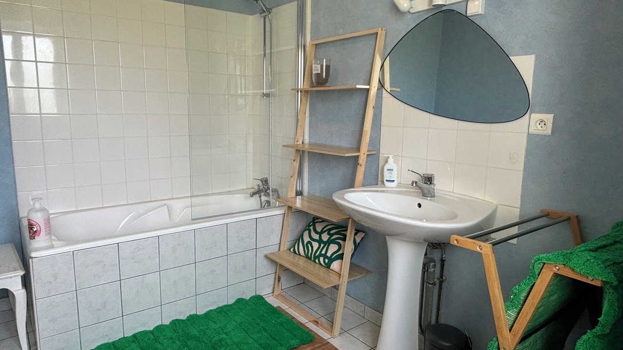 Photo of Bathroom in Bussy