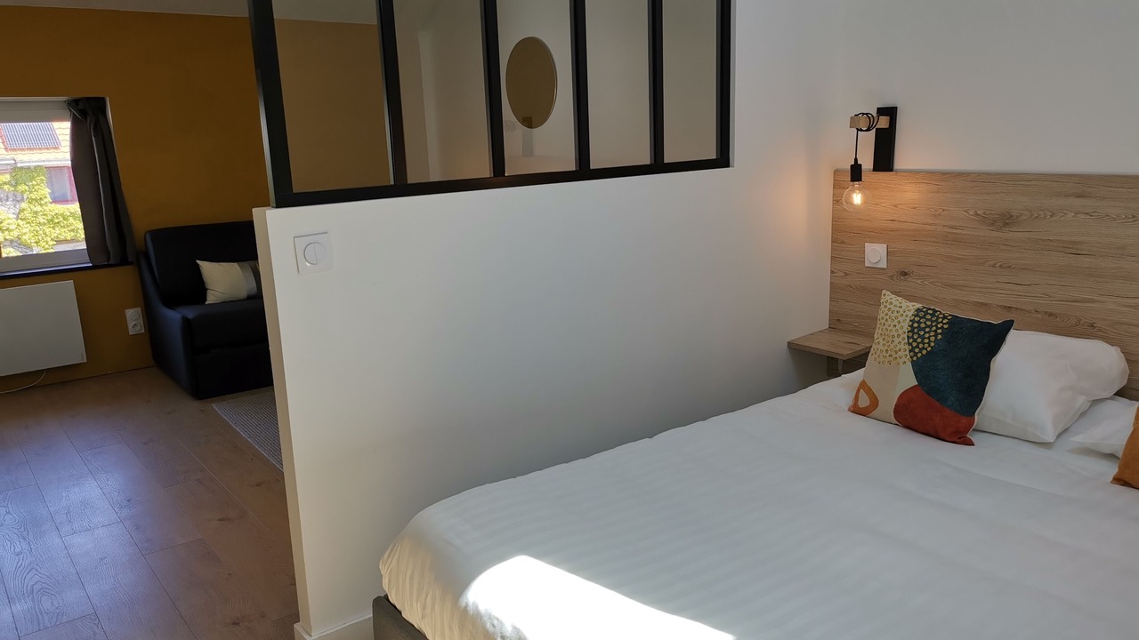 Photo of Bedroom in St-Meme-le-Tenu