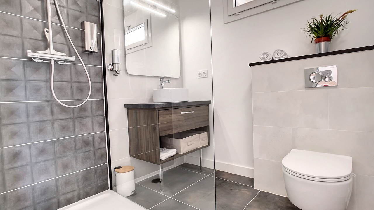 Photo of Bathroom in St-Meme-le-Tenu